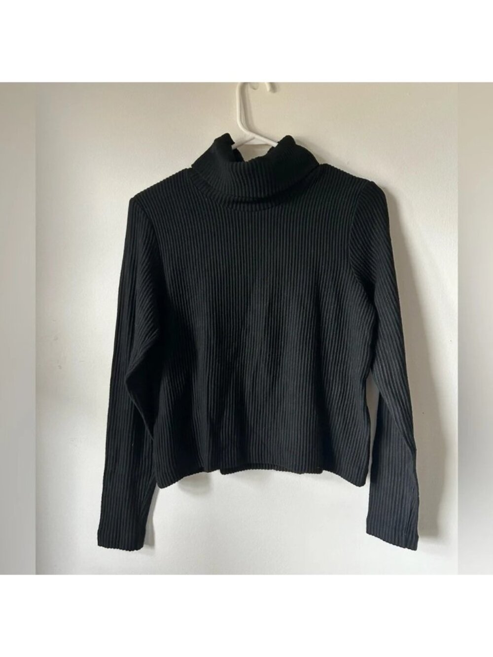 Club Monaco Black Ribbed Turtleneck